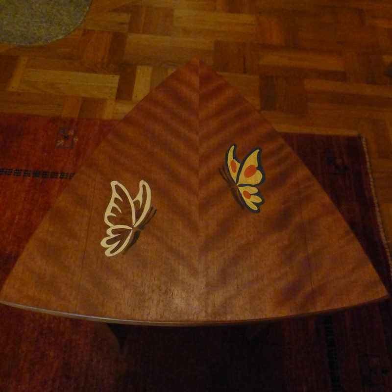 Wine glass table 88